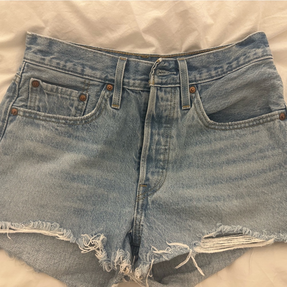 Levi’s 501 short - Picture 2 of 3